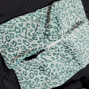 NWOT Scrunch Butt Shorts